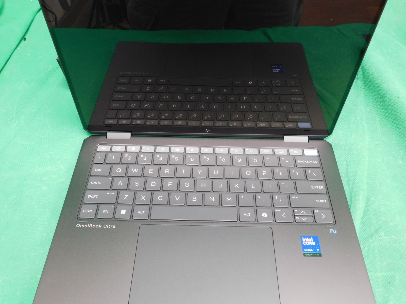 HP – OmniBook Ultra Flip – 14″ 3K OLED Touch-Screen Laptop – Free Shipping