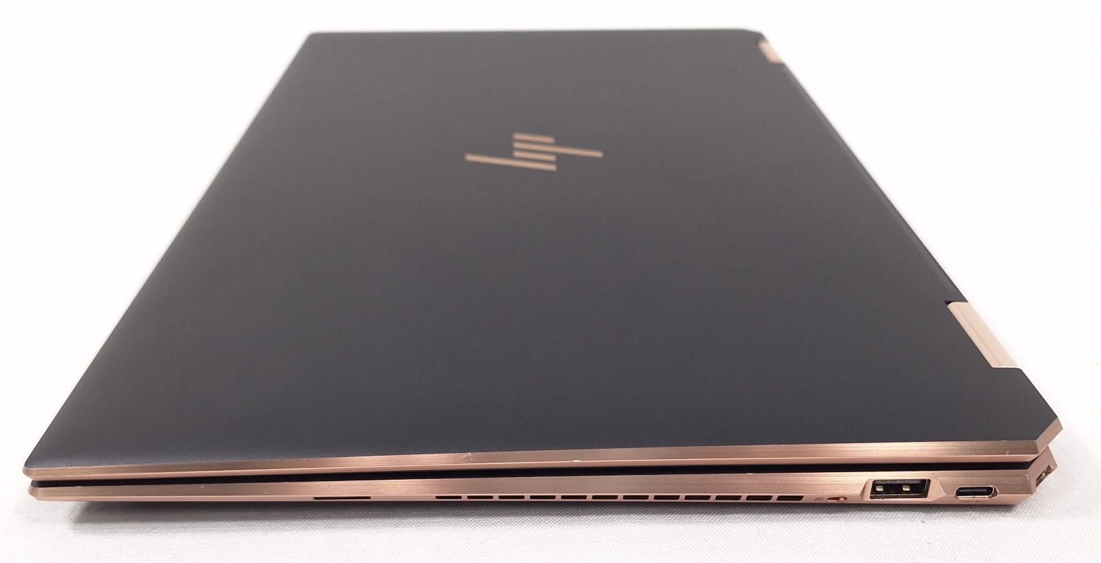 *ISSUES* HP 15-eb0043dx Spectre x360 2-in-1 15.6″ i7 1.8 16GB 512GB SSD MX330