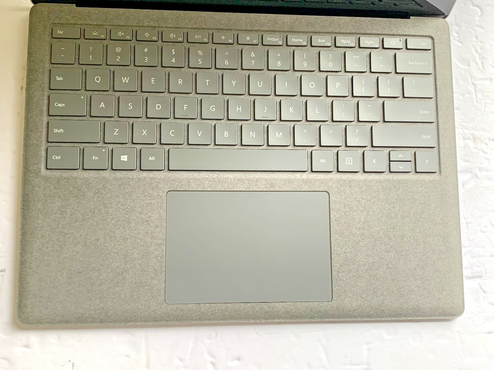 Microsoft Surface Laptop 3 i5-1065G7 1.30GHz 16GB RAM 512GB NVMe SSD Win11 Pro
