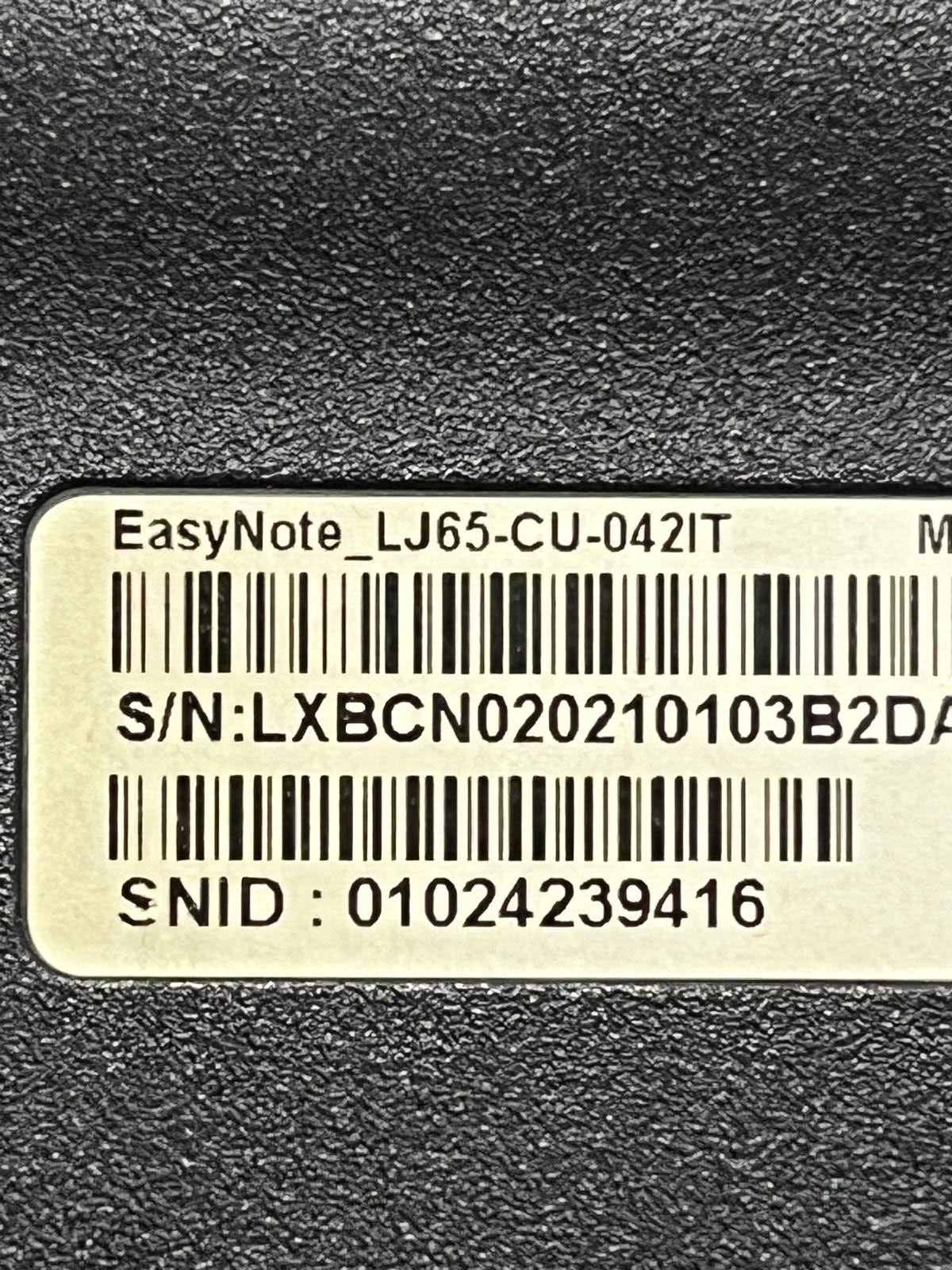 Packard Bell easynote LJ65 KAYF0 Laptop For Parts Not Working