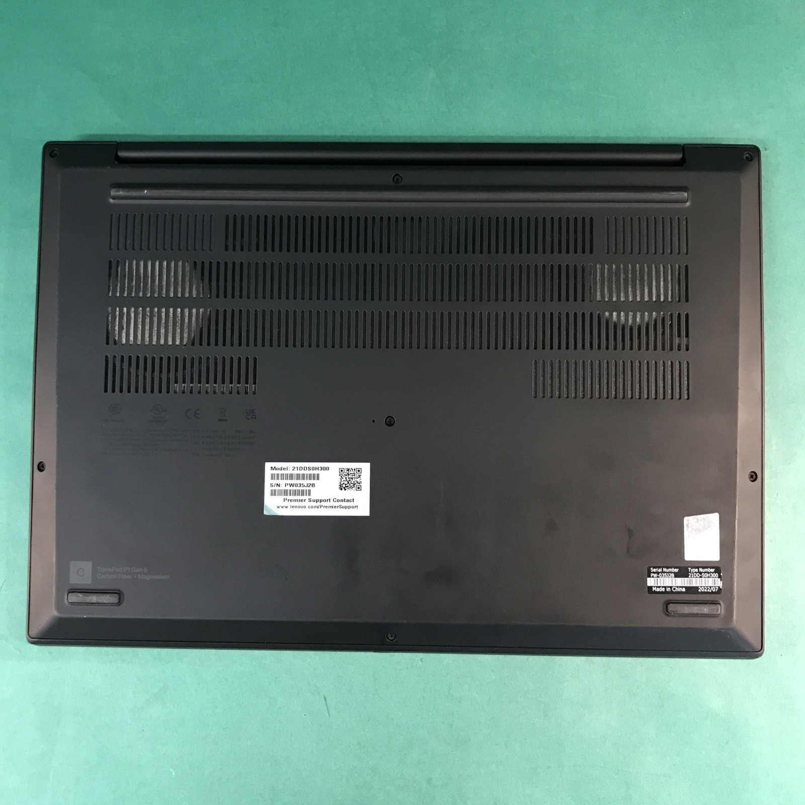 Lenovo ThinkPad P1 Gen 5 Intel i9-12900H 8GB RAM 1TB NVME Nvidia RTX 3080 W11PRO