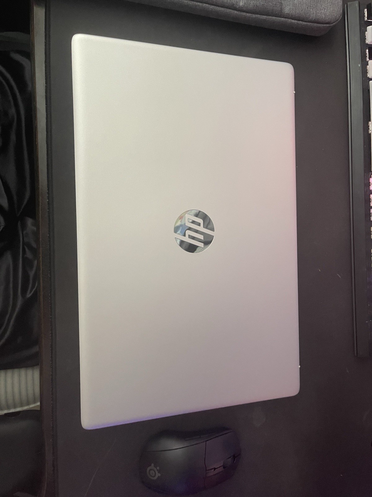 HP 17-cn4047nr 17.3″ FHD Core 7 150U 16GB 512GB SSD Win 11 Silver