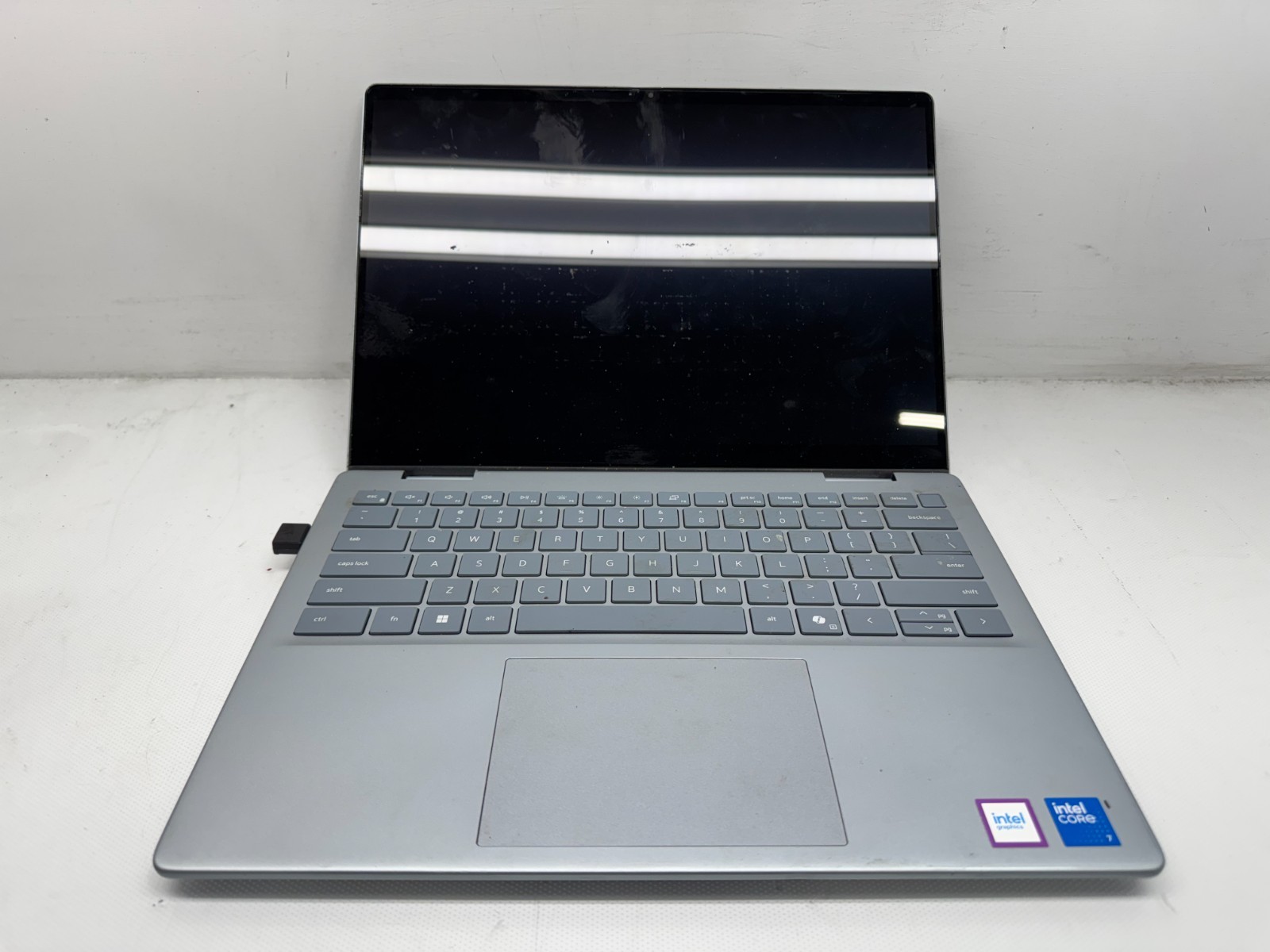 Dell inspiron 7440 2-in-1 14″ Laptop Core 7 150U@1.80GHz 16GB 256GB Win11 *READ*