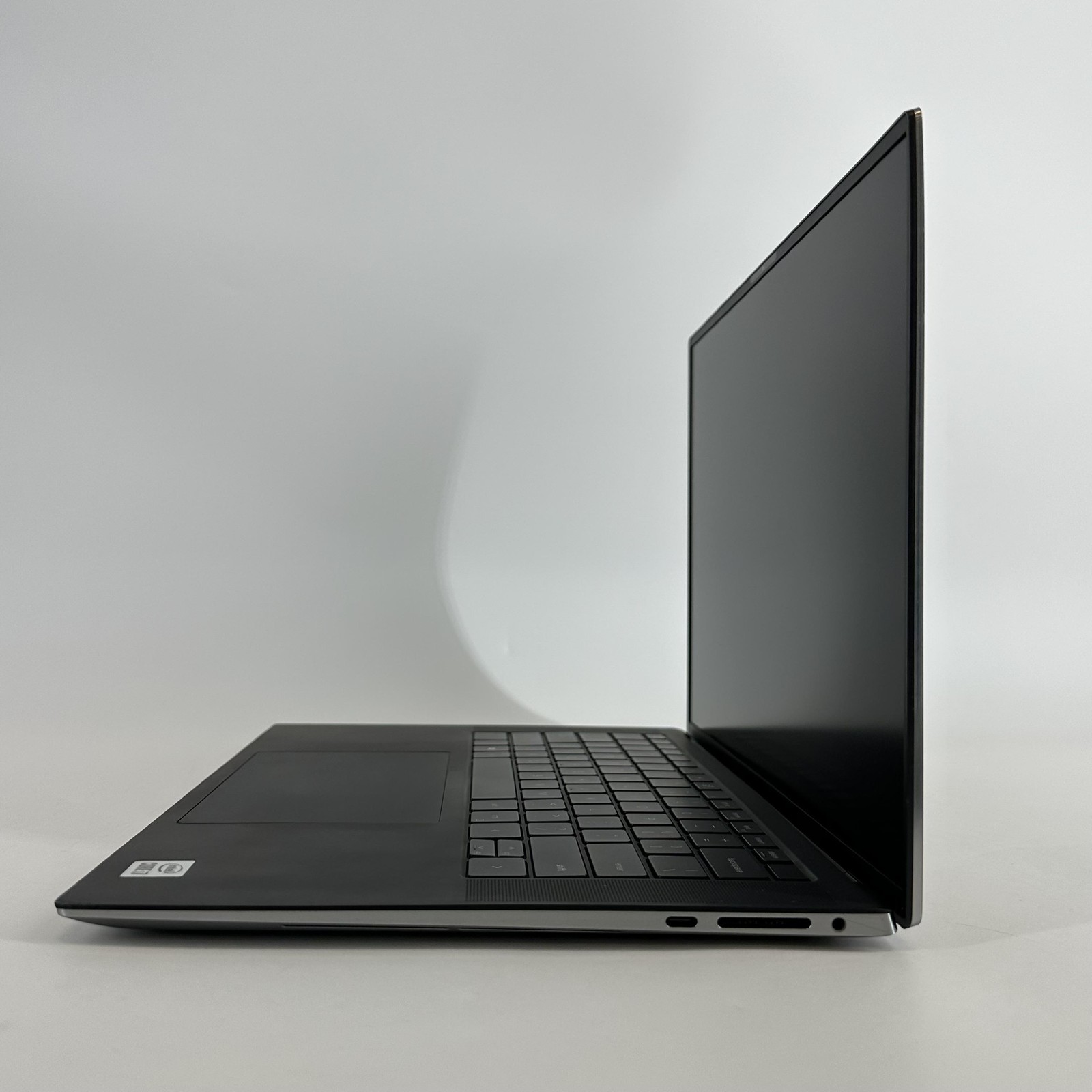 Dell Precision 5550 15.6 FHD+ i7-10750H 2.6GHz 32GB 512GB SSD Quadro T2000 Max-Q