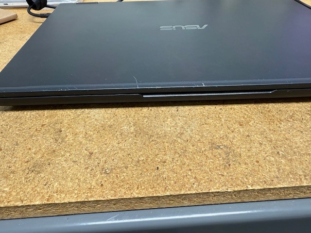 Asus ExpertBook B2 FLIP 2-IN-1 i7-1260P 512GB SSD 16GB 15.6″ Win 11 BAD DISPLAY