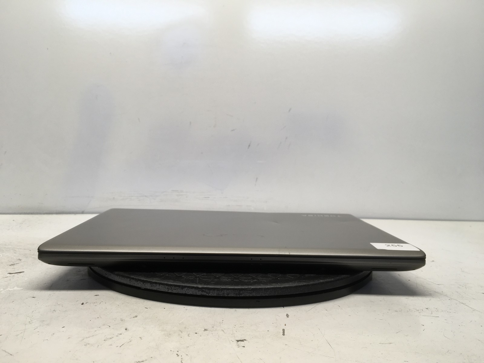Toshiba Tecra Z40-C Intel i5 6th gen No RAM NO HDD No Batt