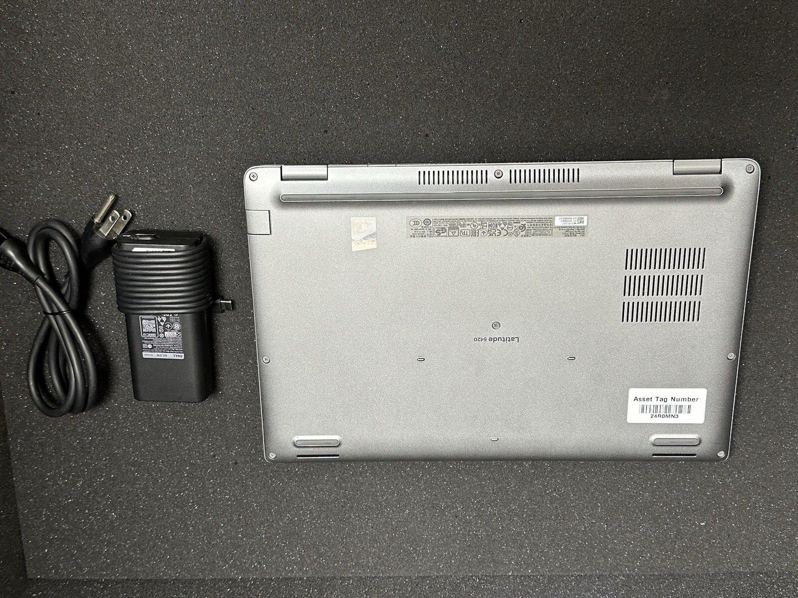 Dell Latitude 5420 Quad Core i7-1185G7 3.00GHz P137G Win 11 USB-C Thunderbolt