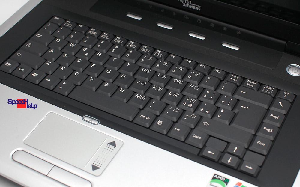 Fujitsu Siemens Amilo A3367G Notebook 40GB 1GB ATI RADEON X700 TVOUT Windows XP