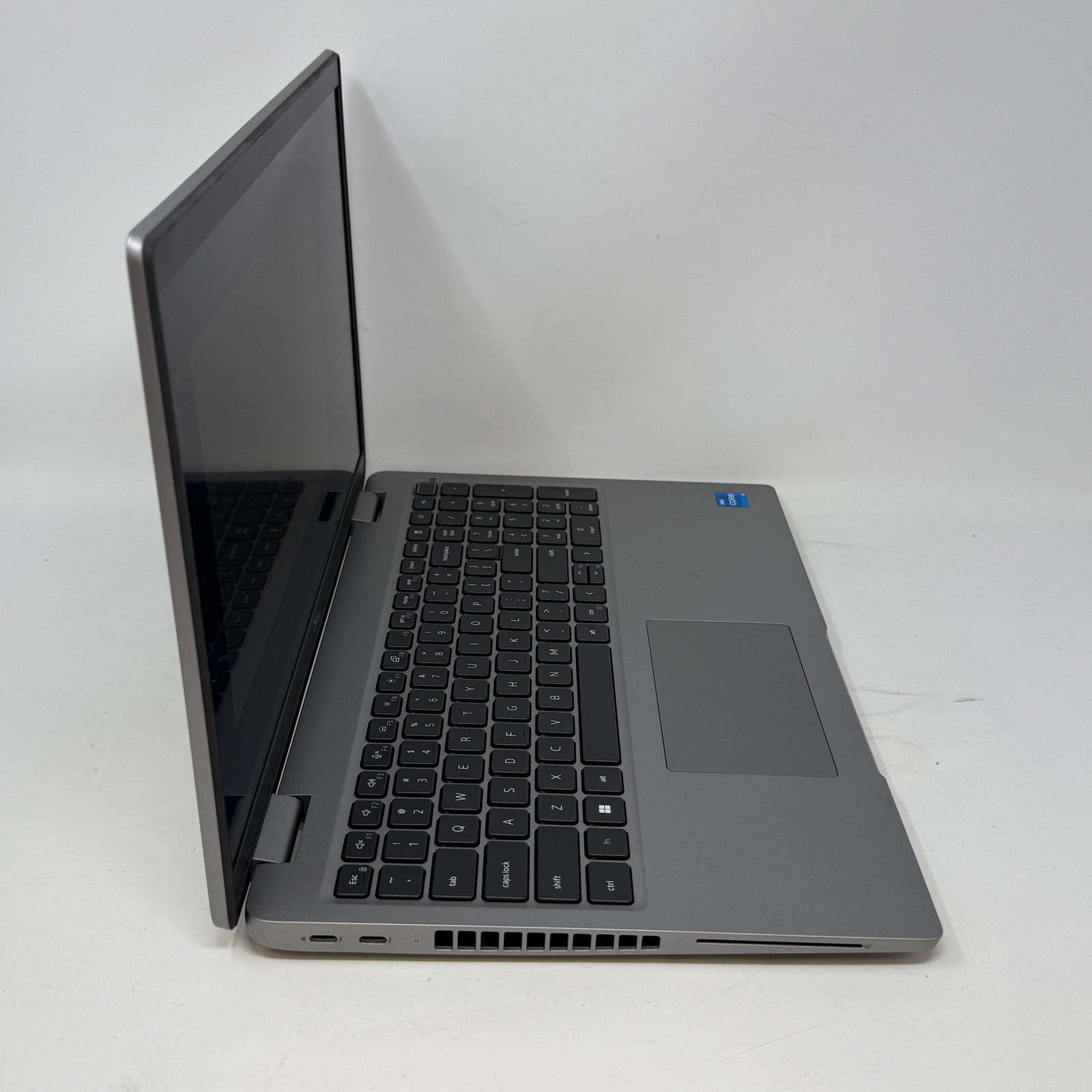 Dell Latitude 5540 15.6″ i5-1345U 1.6GHz 16GB RAM 512GB SSD