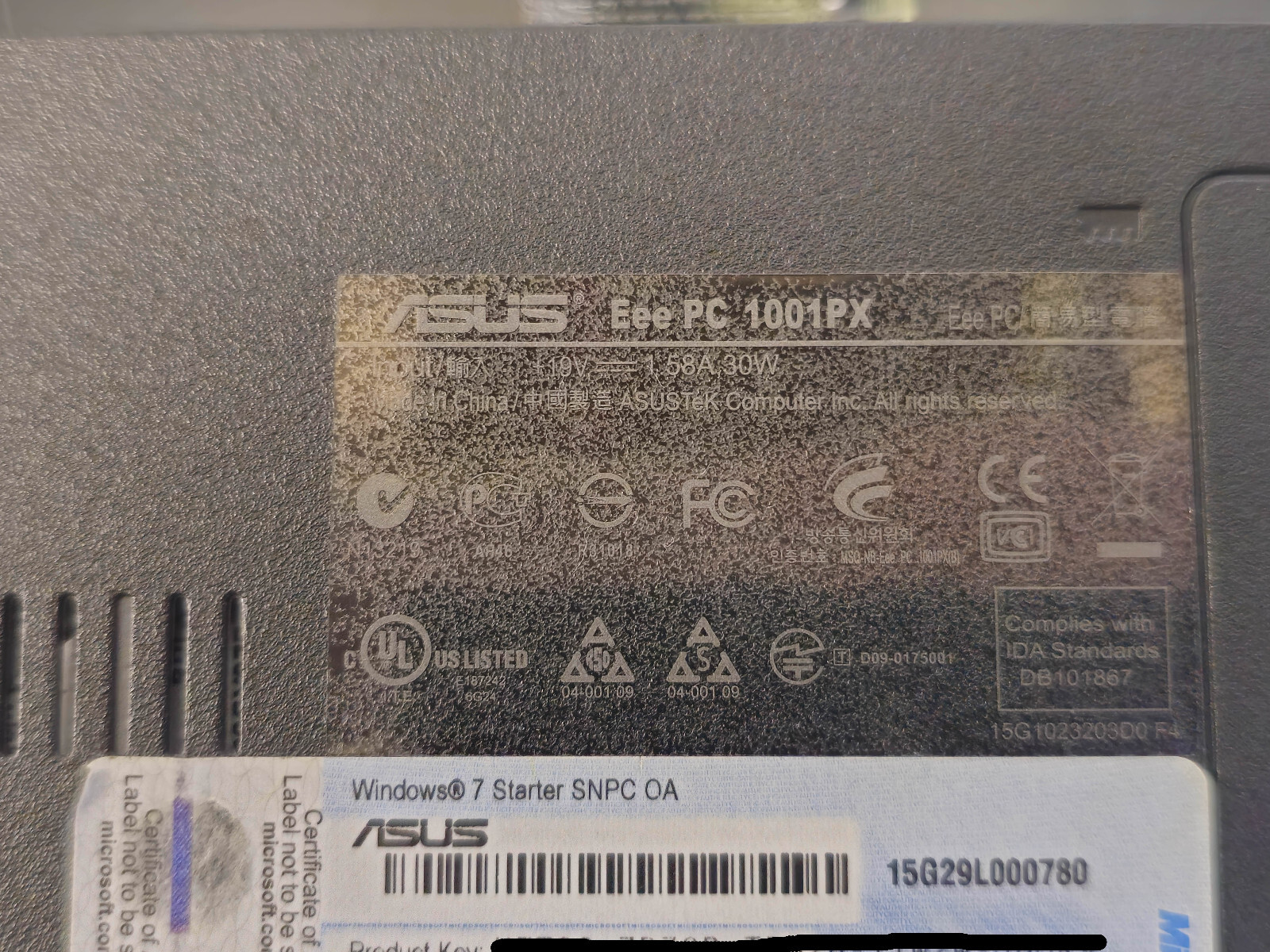 Asus EeePC 1001PX 10.1″ Atom N450 + 2GB + 250GB Windows 7 Starter TESTED