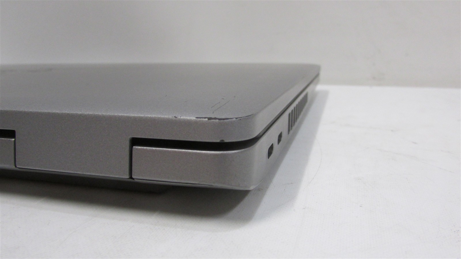Dell Latitude 5520 i7-1185G7 3.0GHz 16GB RAM 500GB NVME 15.6″ W11 Pro COSM WEAR