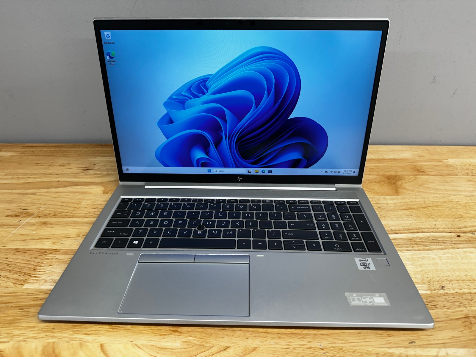 HP EliteBook 850 G7 15.6″ Laptop Intel Core i7, 256GB SSD, 8GB RAM, W11