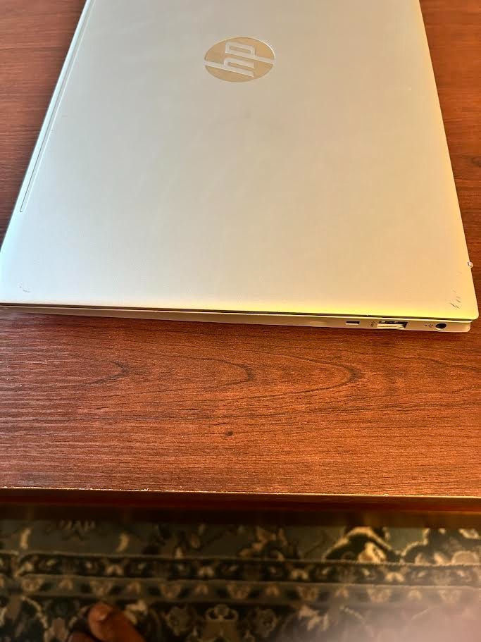 HP Pavillion 15 i7 1165G7 16 GB RAM 500 GB SSD *READ DESC*
