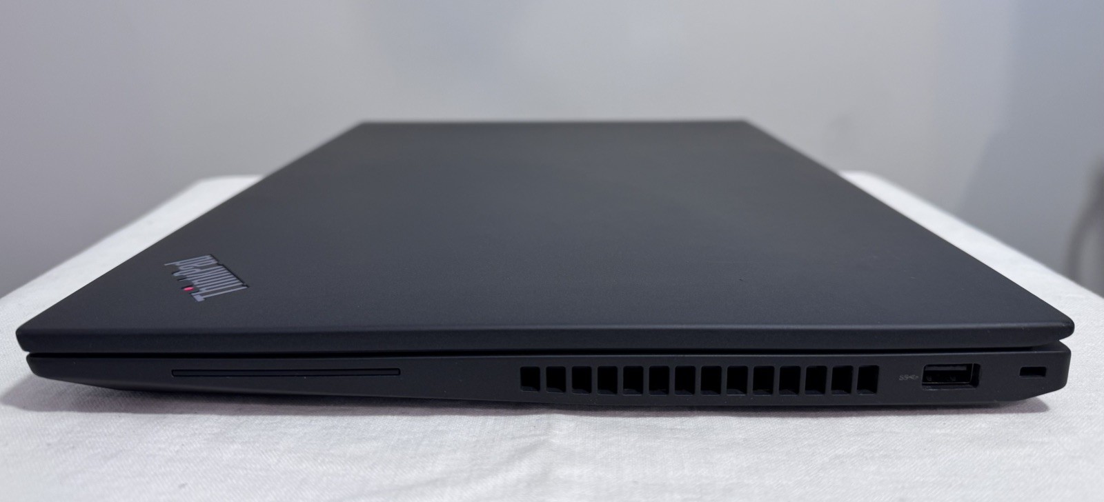 Lenovo ThinkPad T16 Gen 1 Ryzen 7 Pro 6850U 16GB RAM 1TB SSD Touch Win11 Pro