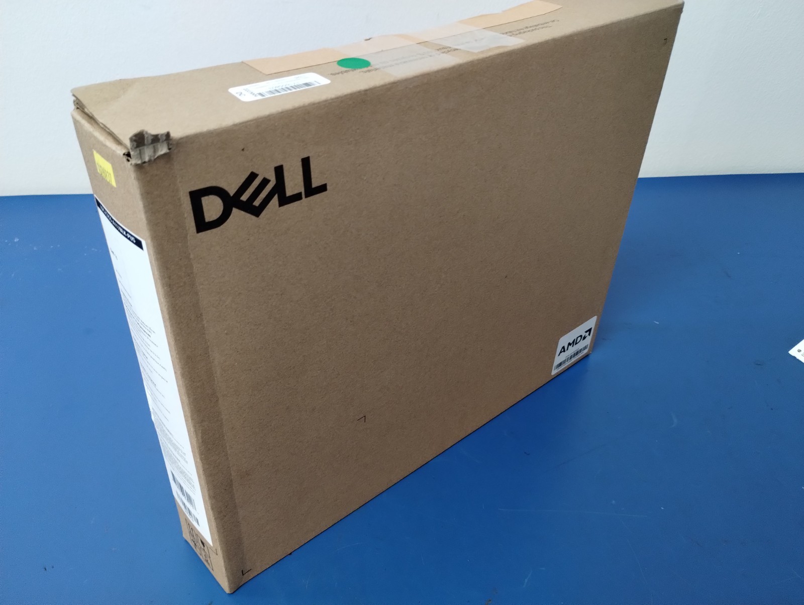 DELL 15 DC15255 G8MK9, AMD Ryzen 7 7730U, 2.00 GHz, 16 GB RAM, 512 GB NVMe SSD