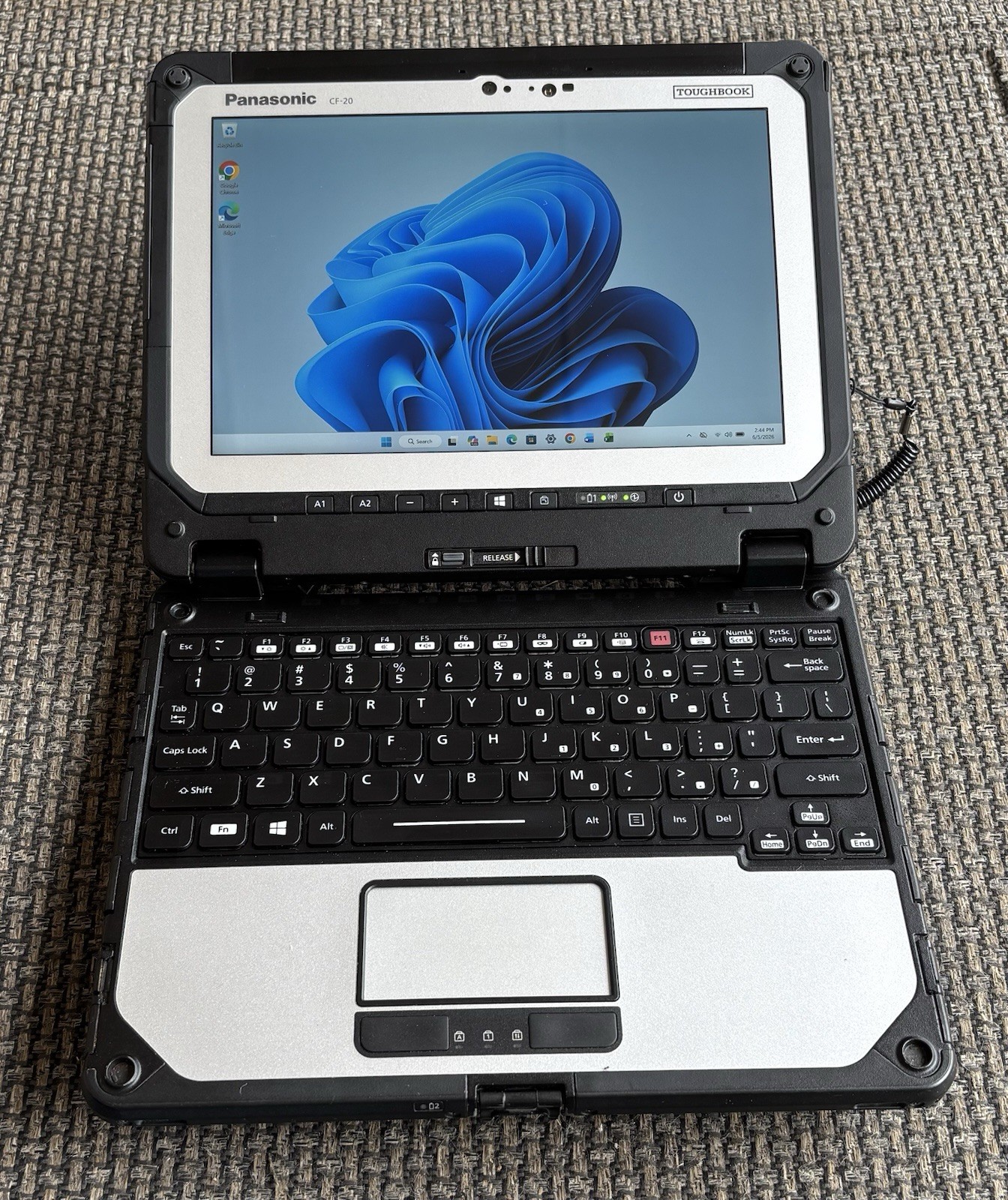 Panasonic Toughbook CF-20 1.20GHz Win 11 Core i5-7Y57 16GB RAM 256GB SSD