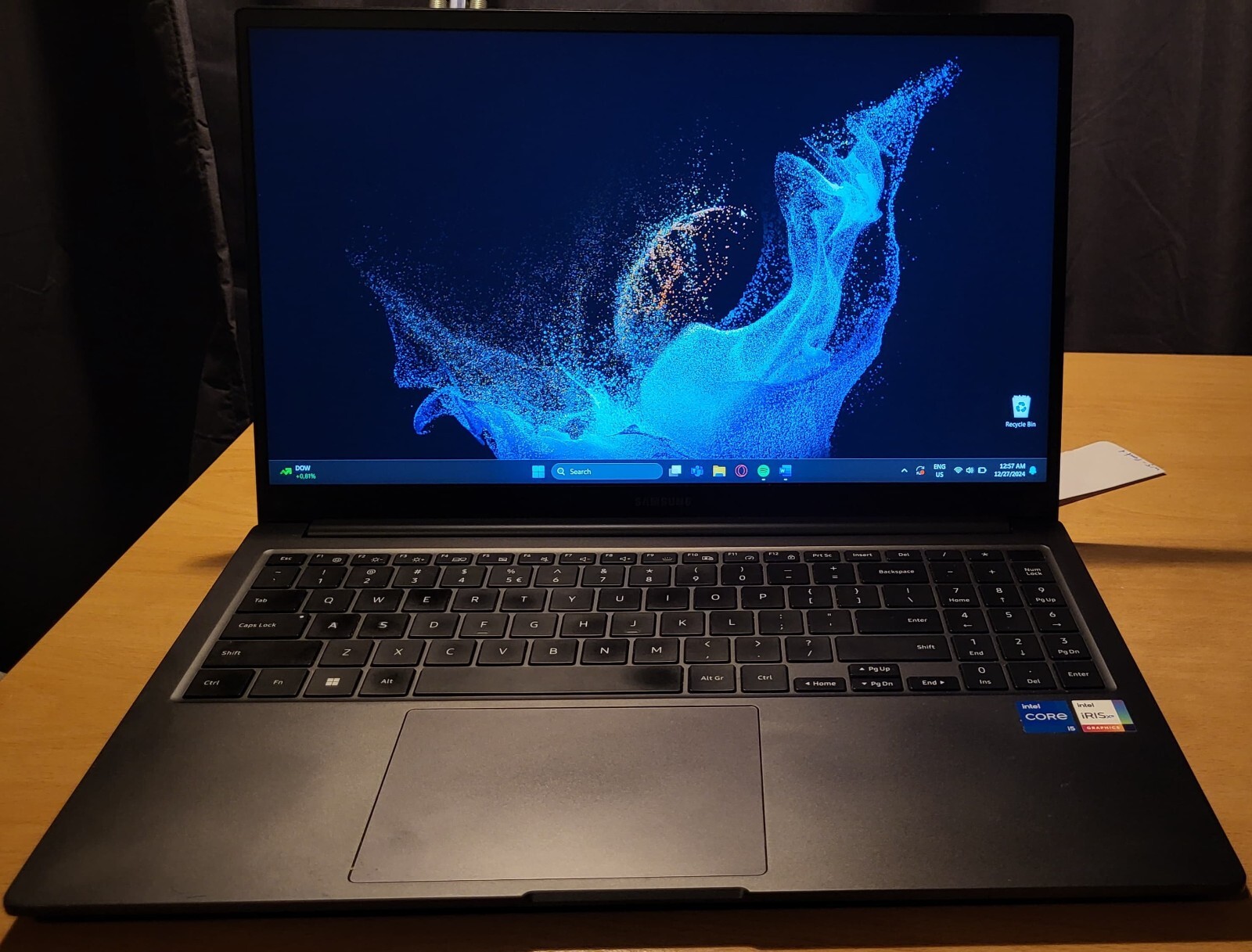 Samsung Galaxy Book2 Business 15″ | i5 | 8GB | 256GB | Intel Iris Xe