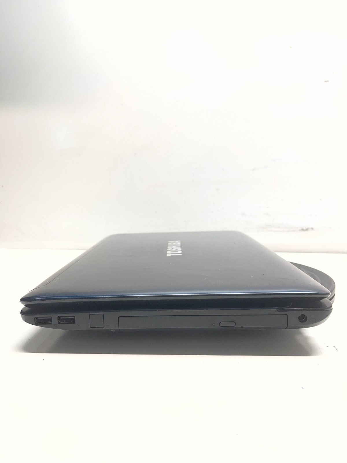 Toshiba Satellite L755-S5175 Intel Core i5-2450M 2.50GHz 8GB NO HDD