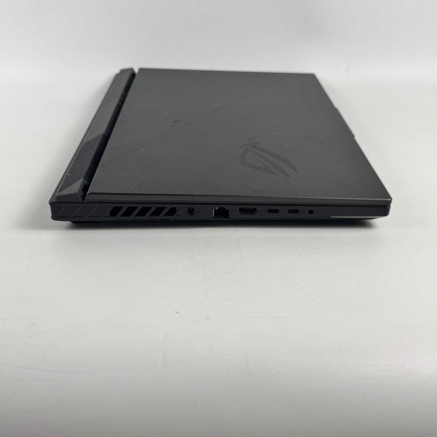 Asus ROG Strix G16 G614J 16″ i9-14900HX 2.2GHz 32GB RAM 1TB SSD GeForce RTX 4060