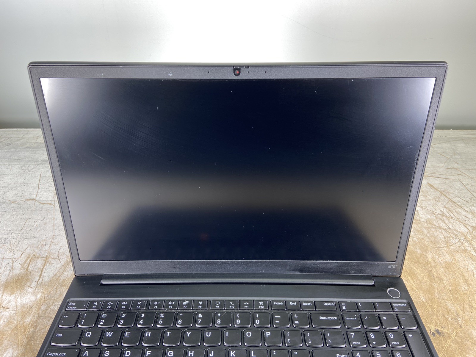 LENOVO THINKPAD E15 GEN 2 i7-1165G7 @ 2.8GHz, 8GB RAM, NO HDD/OS – (FOR PARTS)
