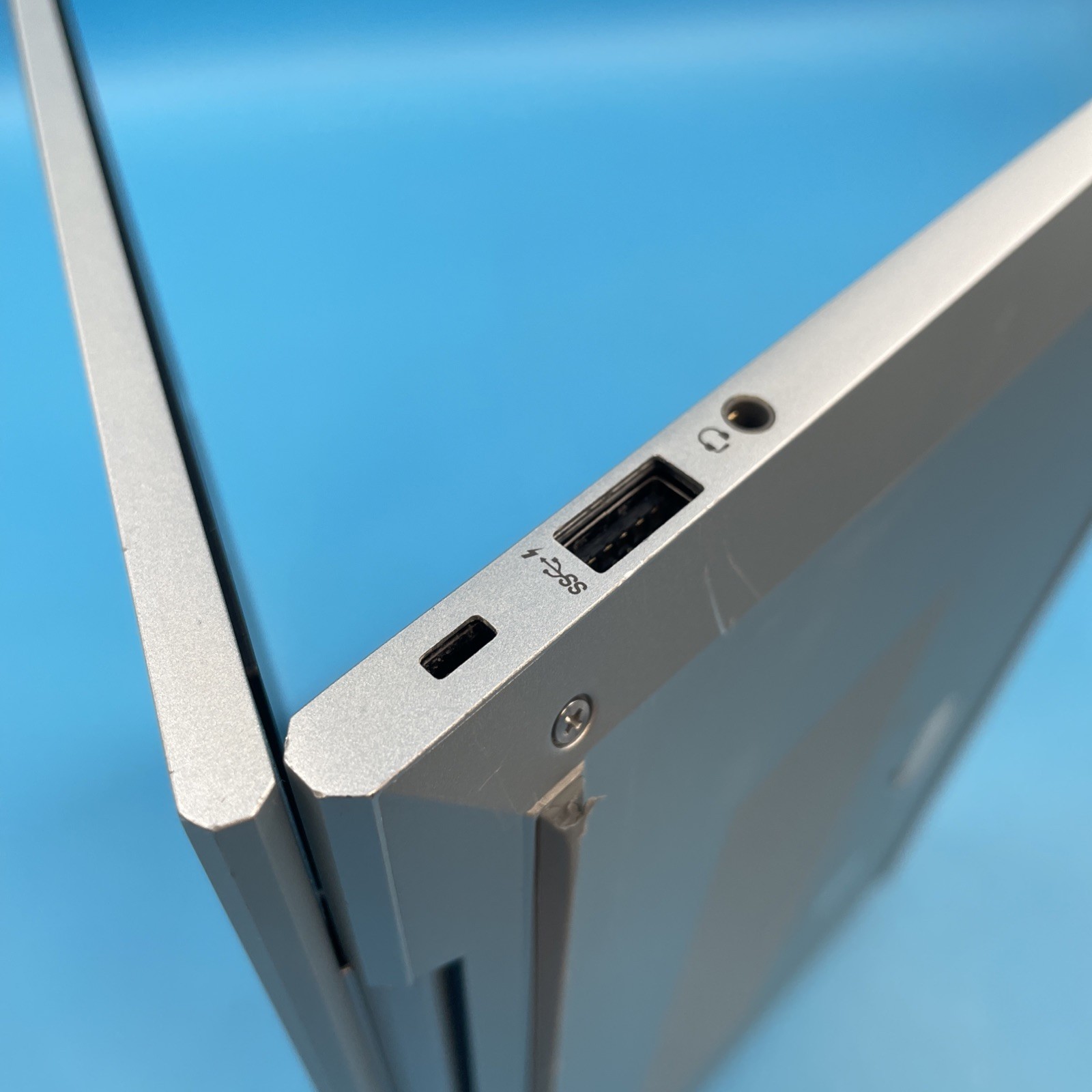 HP EliteBook 855 G8 | Ryzen 5 PRO 5650U | 16GB RAM | 256GB SSD | WIN11 PRO | 75%