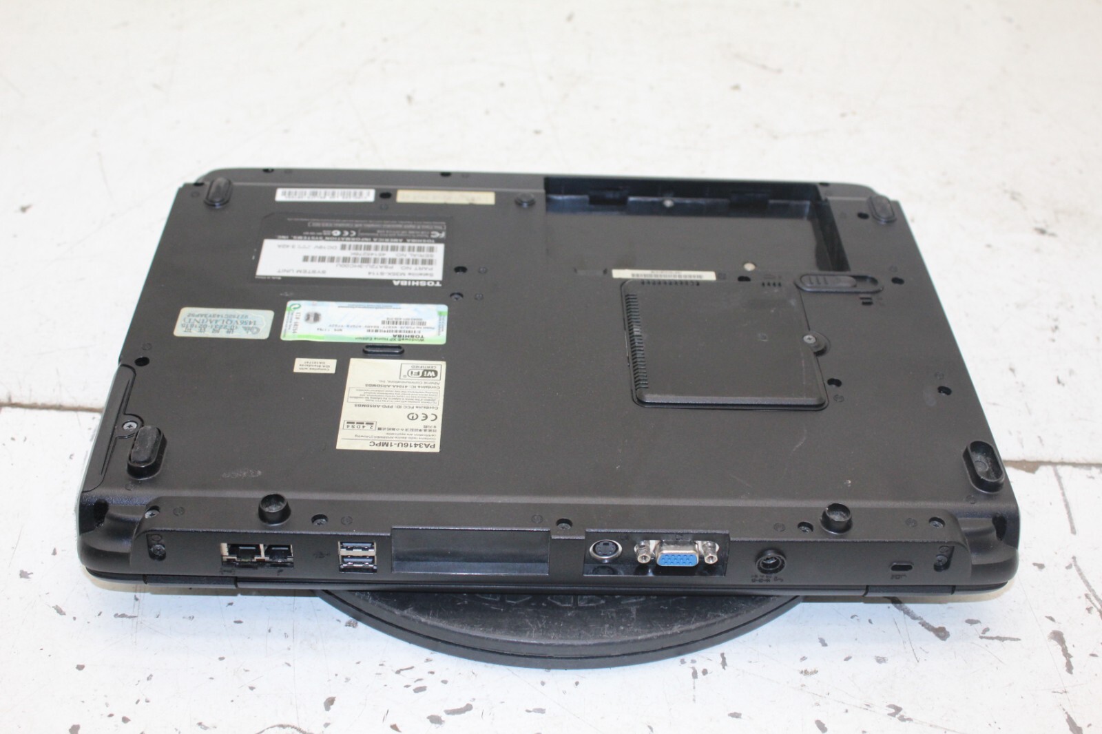 Toshiba Satellite M35X-S114 Laptop Intel Celeron M 256MB Ram No HDD or Battery