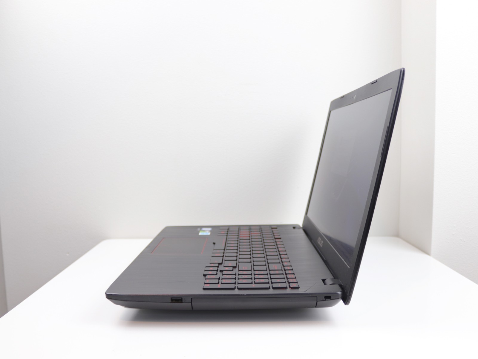 ASUS GL553V 15.6 Laptop Intel i7-7700HQ 16GB RAM 512GB SSD+750GB NVIDIA GTX 1050
