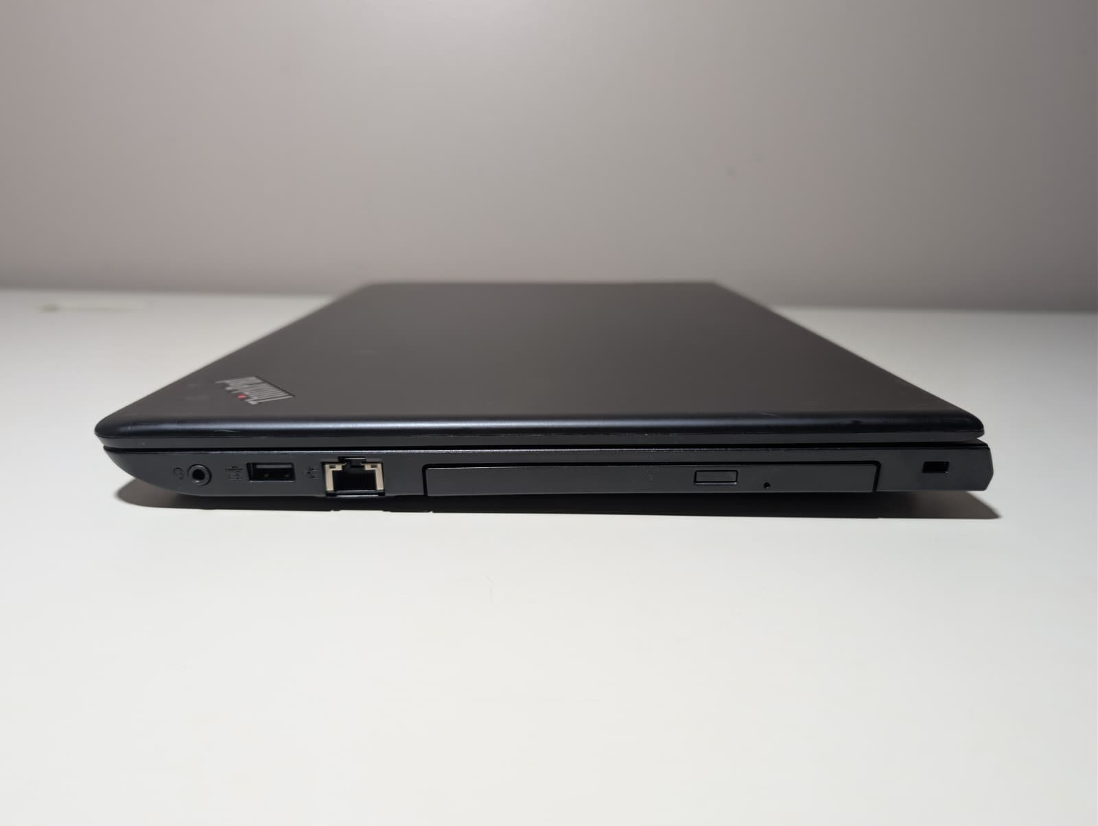 LENOVO THINKPAD E570 | i5-7200U 8GB RAM 180GB SSD | HD Windows 11 Pro | DVD-RW