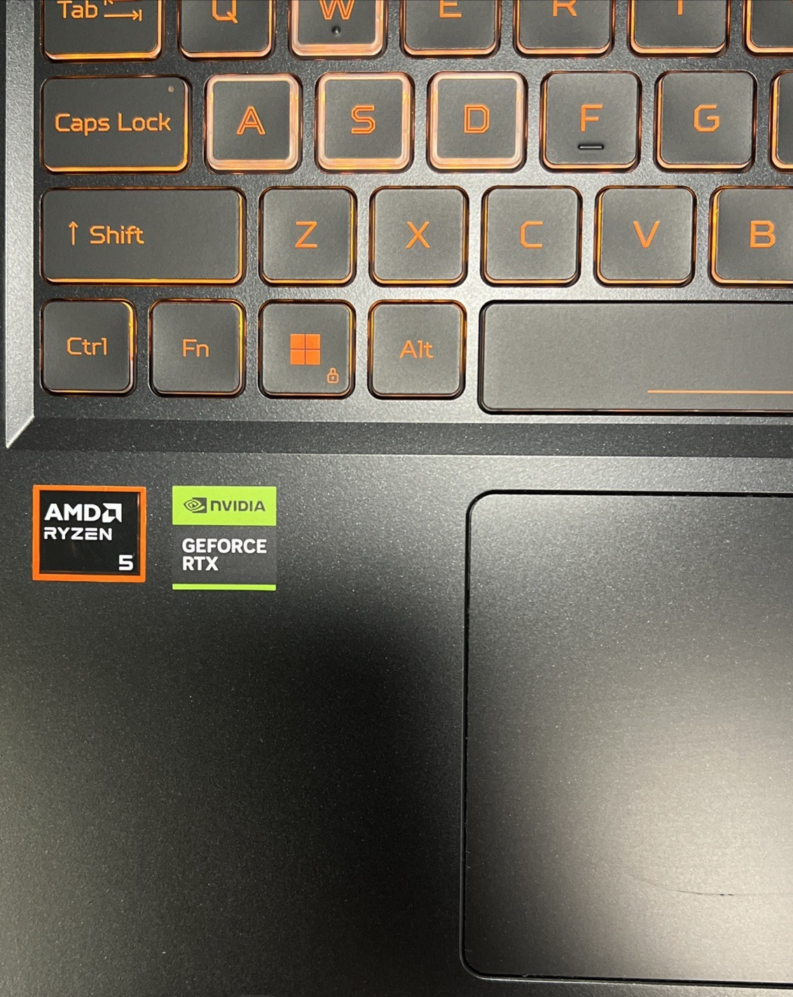 Acer Nitro V 16 AI 16″, Ryzen 5 240, RTX 5050, 32GB RAM, 512GB SSD ANV16-42-R1SF