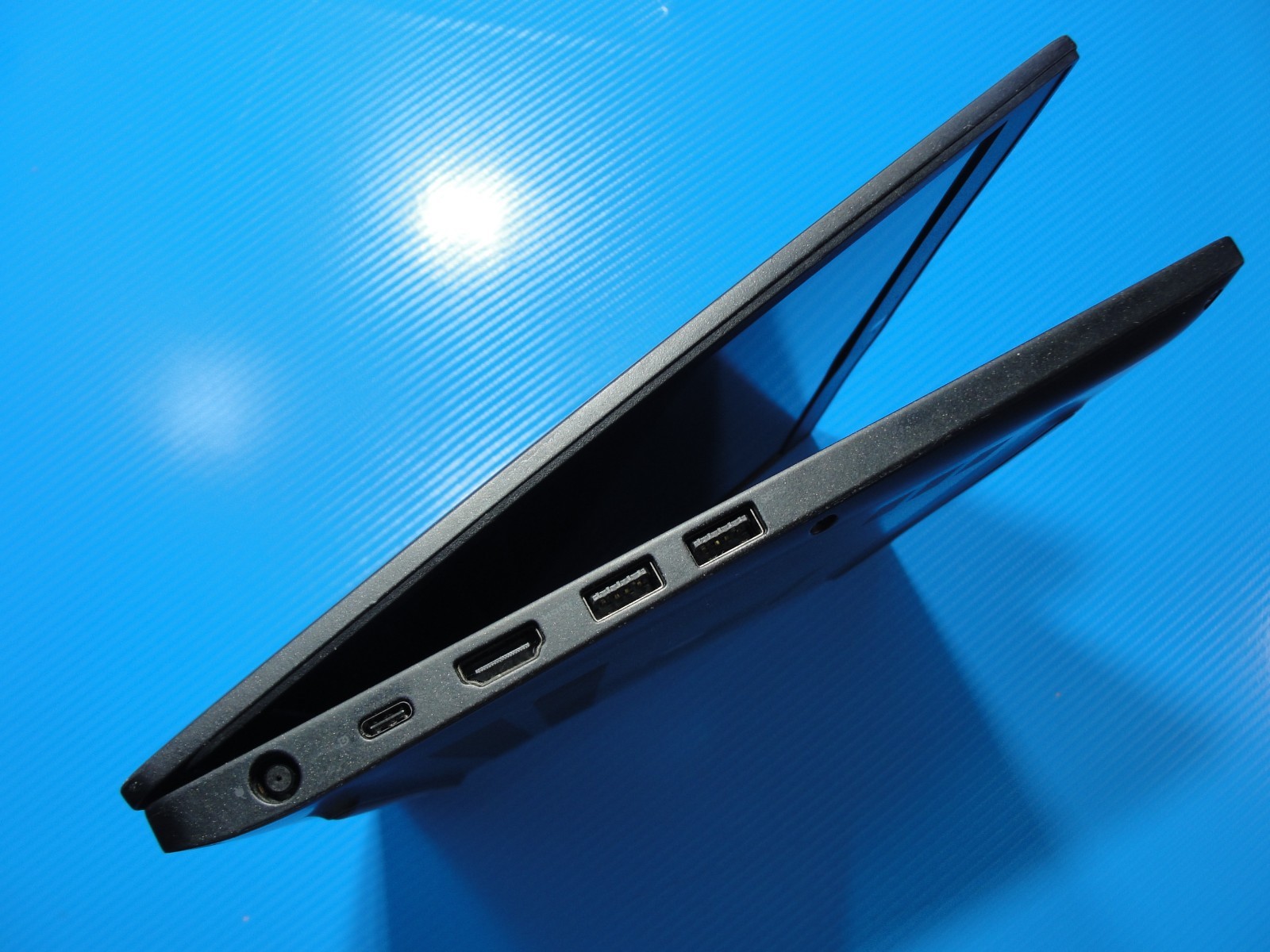 Dell Latitude 7490 14”FHD Intel Core i7-8650U 1.90GHz 8GB RAM 512GB SSD +PA