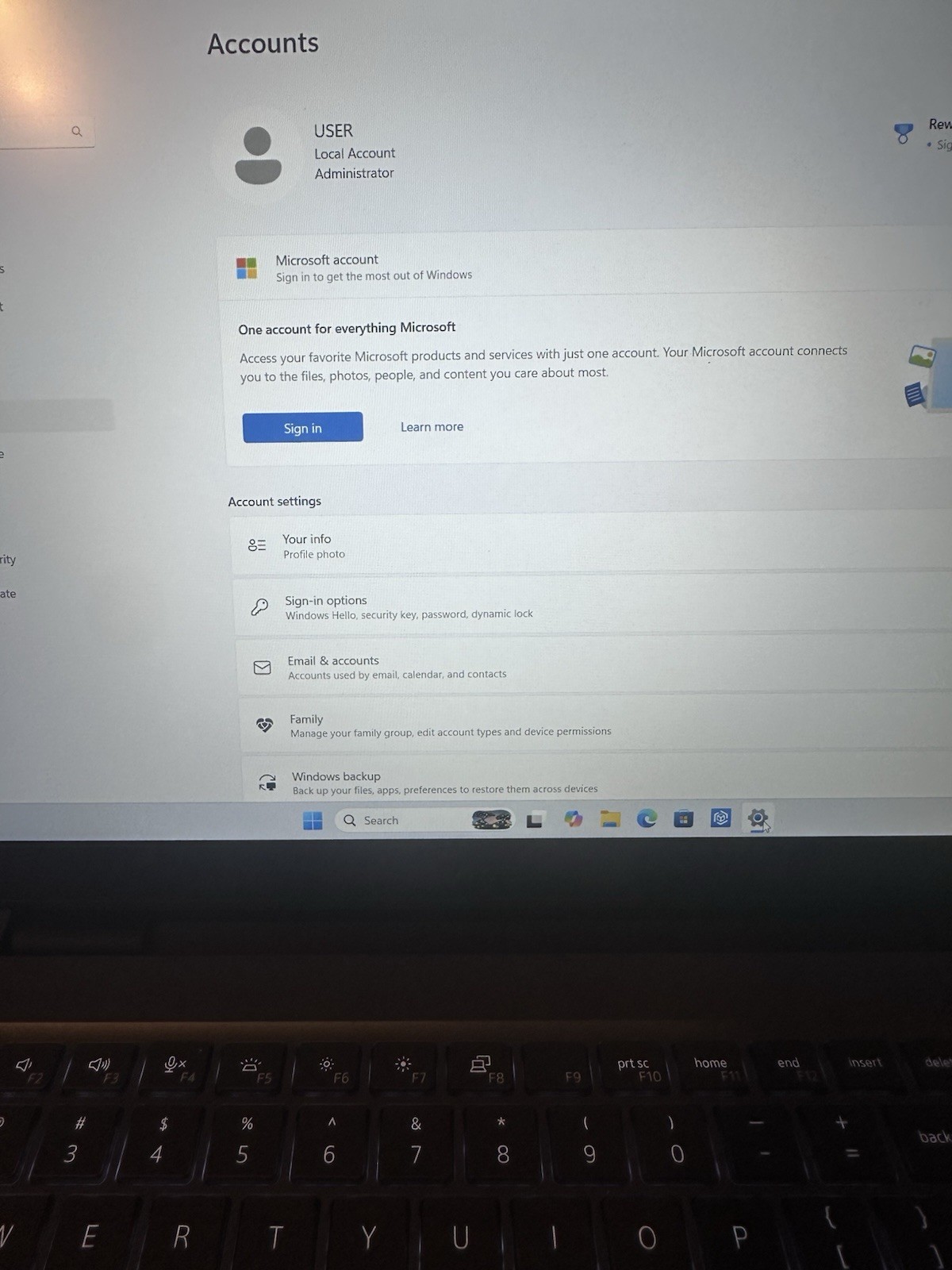 Dell Pro Max 16 Plus MB16250 FHD+ 2.7 GHz Ultra 7 265HX 16GB 512gb SSD