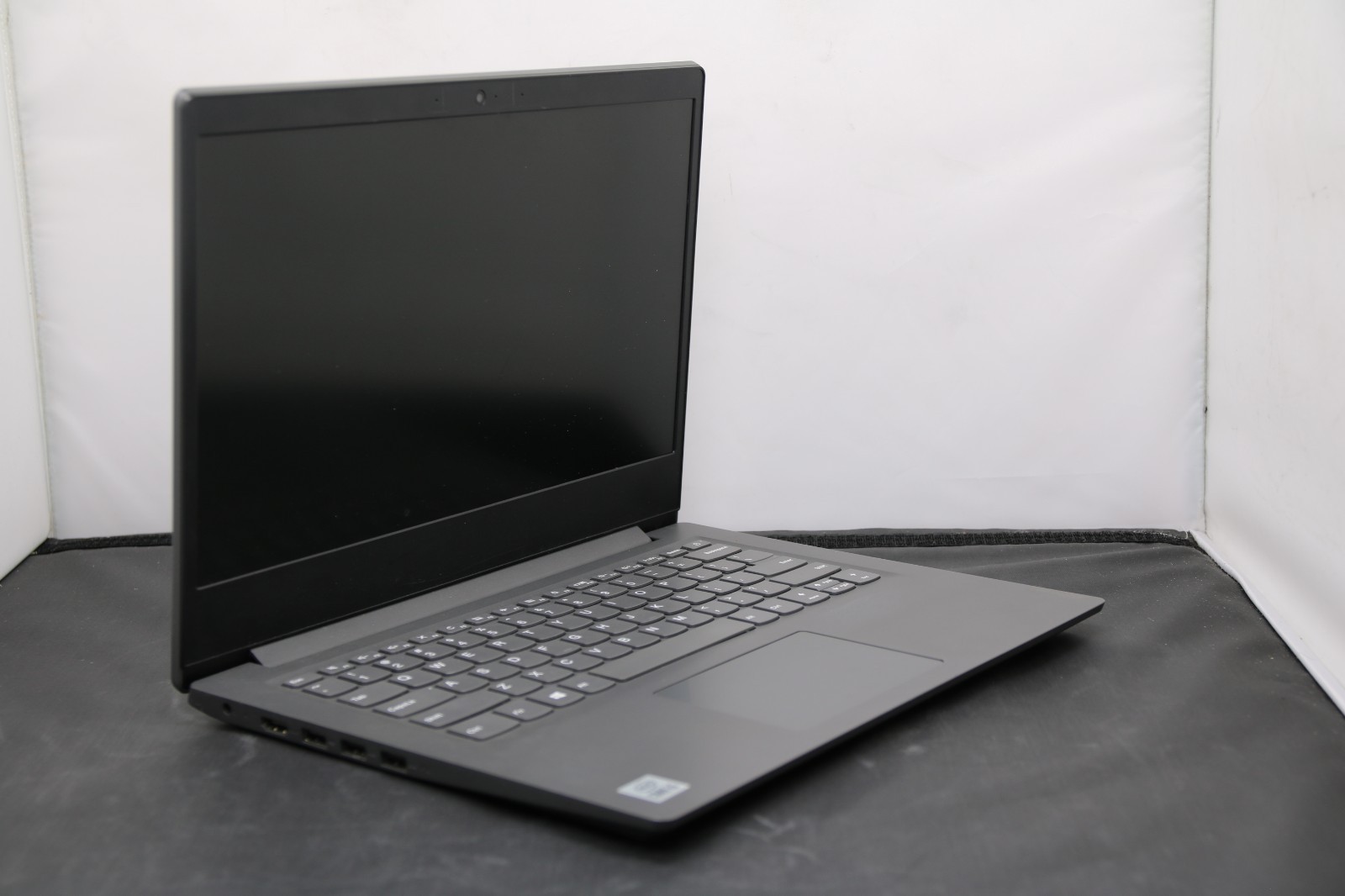 Lenovo ThinkBook 14 IIL 14″ – No Power, No Ram, No SSD – For Parts
