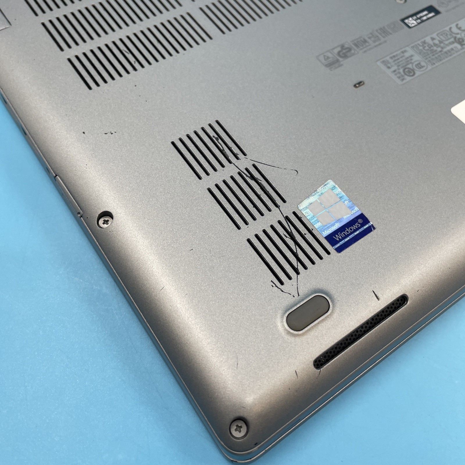 Dell Latitude 5410 | i5-10310U | 16GB RAM | NO SSD | NO OS | 33% BATTERY