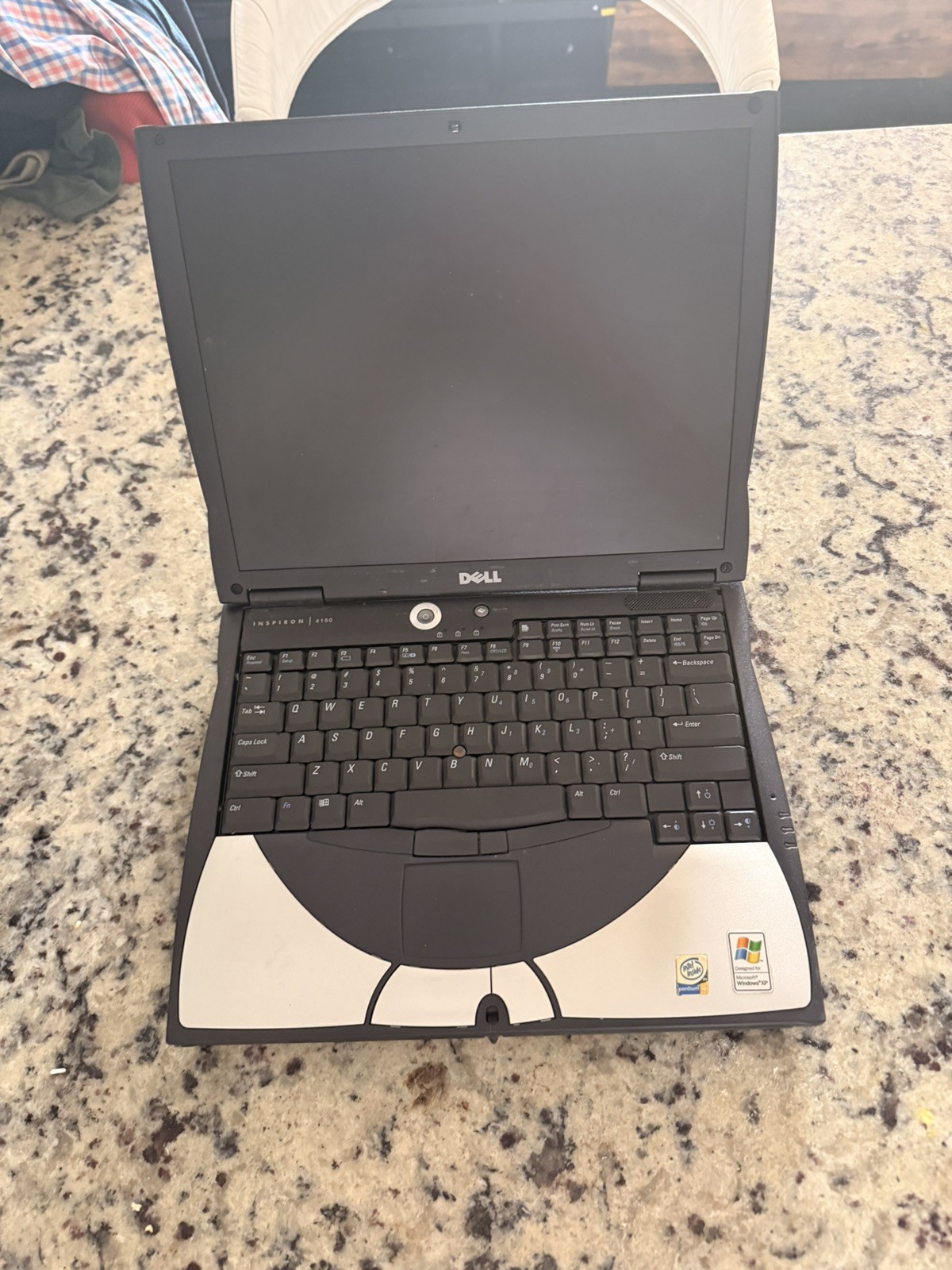 Dell Inspiron 4150 14.1” Pentium 4M 1.6GHz 30GB Windows XP Ref. 3 Box 4