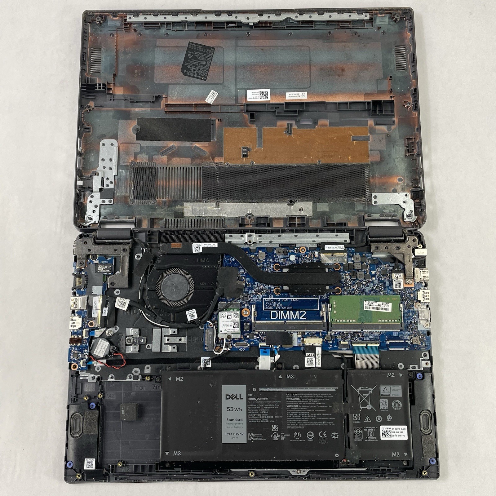 Dell Latitude 3510 15.6″ i5-10210U 1.60GHz 8GB RAM No SSD No OS – Bad Top/Corner