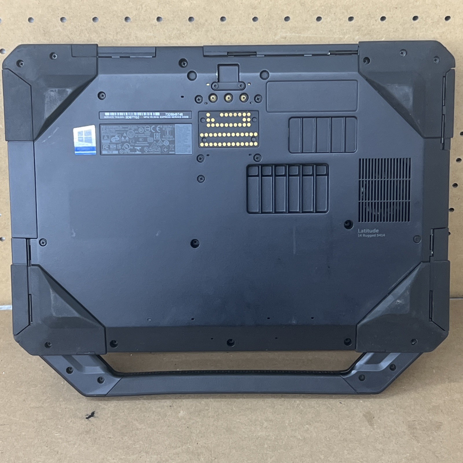Dell Latitude 5414 Rugged Laptop i7-6600U 8GB Ram – Fair *No SSD/OS, Low Batt*