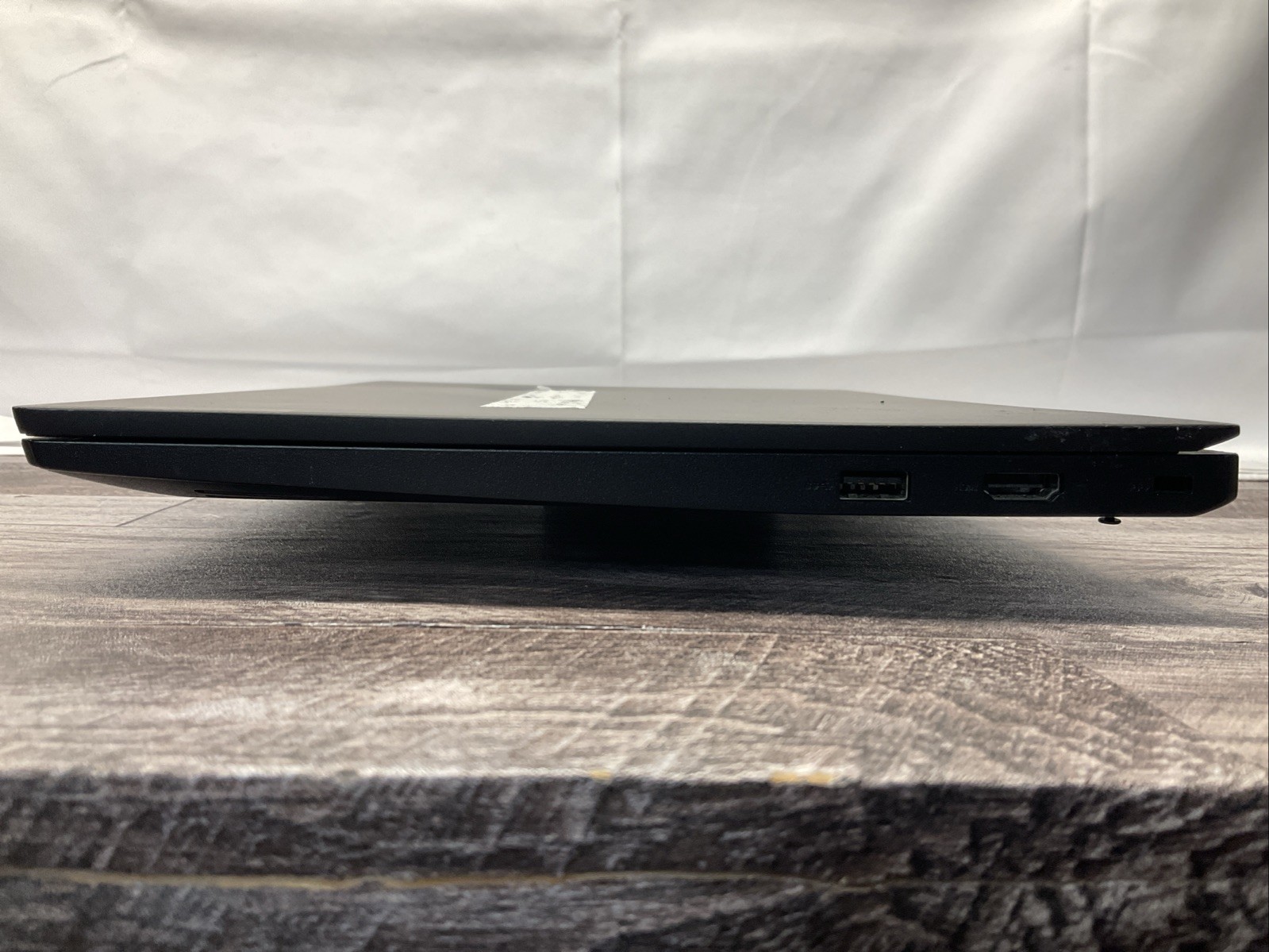 Lenovo 14w / AMD A6 / Integrated RAM / Laptop Notebook PC / P20