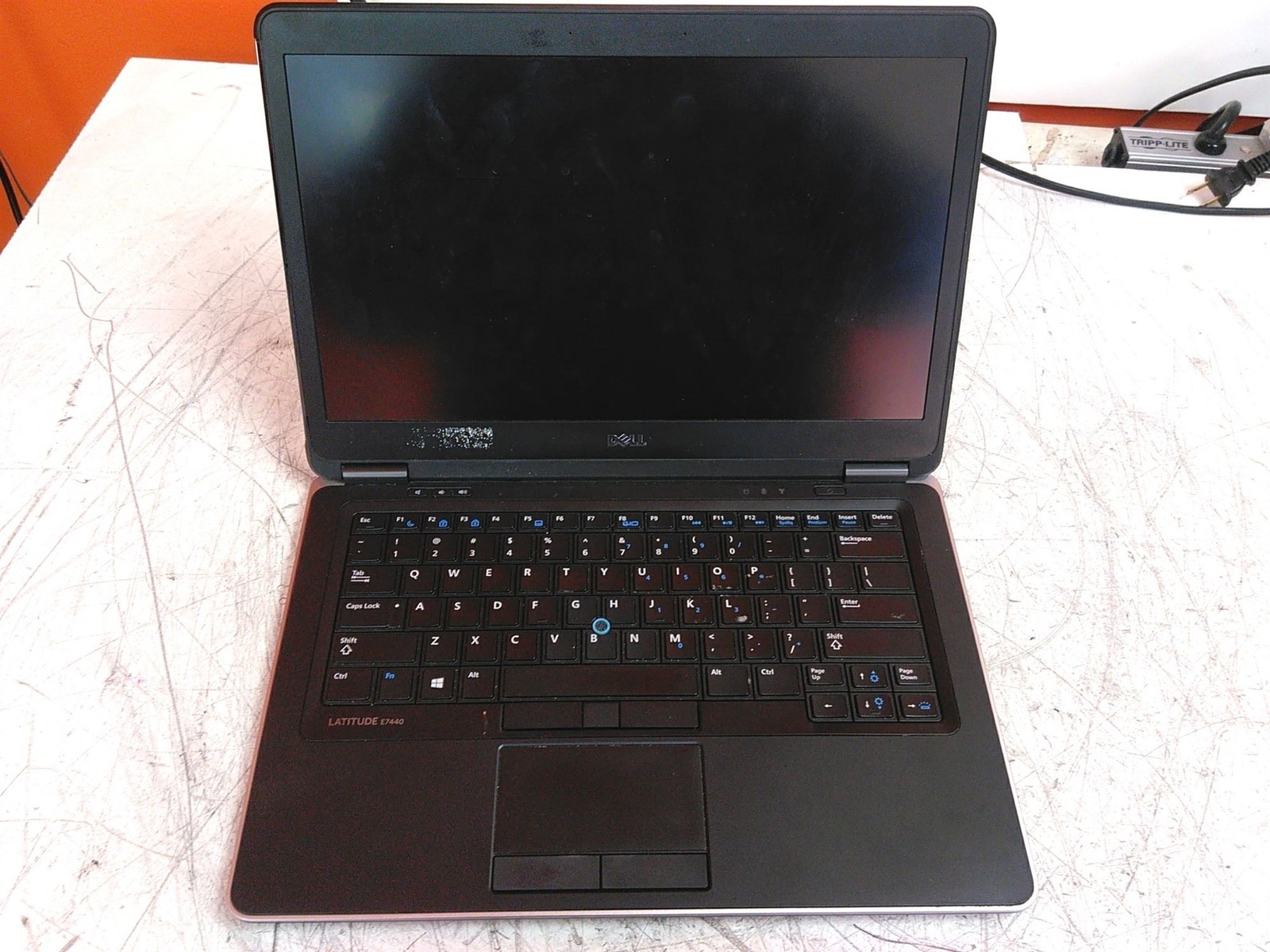 Light Spot Dell Latitude E7440 Laptop Intel i5-4200U 1.6GHz 8GB 240GB SSD AS-IS