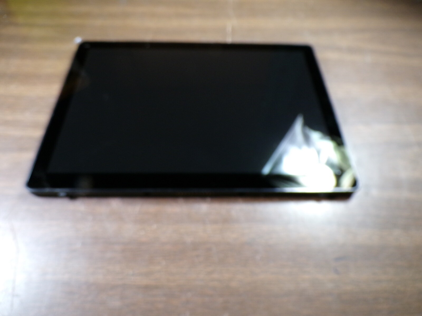 DELL LATITUDE 5290 2 IN 1 INTEL CORE I3 8TH GEN **UNTESTED/ POWER ON NO IMAGE *