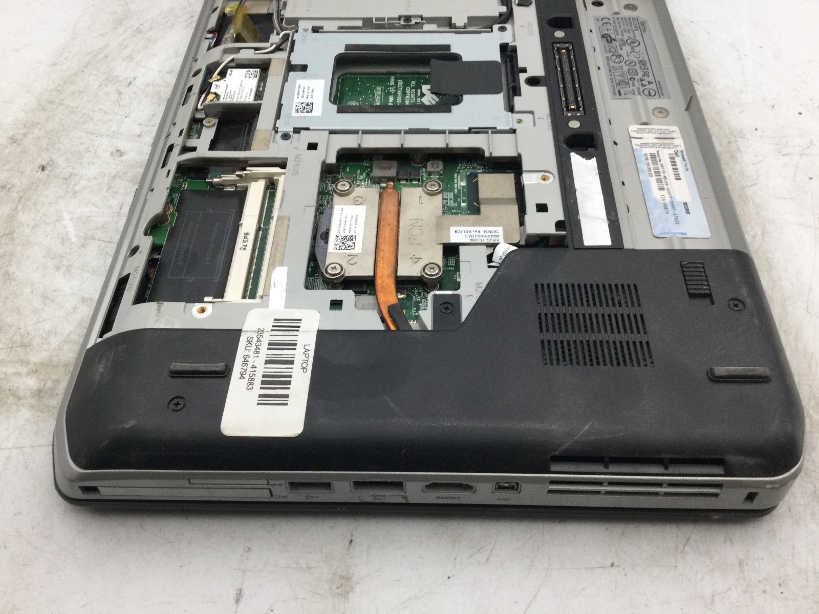 DELL LATITUDE E5520 – BOOTS TO BIOS – INTEL I5 2520 – NO RAM – 15″ – READ – BB!