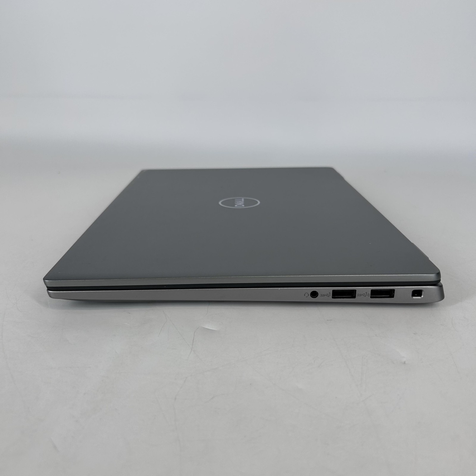 Dell Latitude 7450 14 Gray QHD+ 3.8 GHz Ultra 7 165H 32GB 256GB SSD Very Good