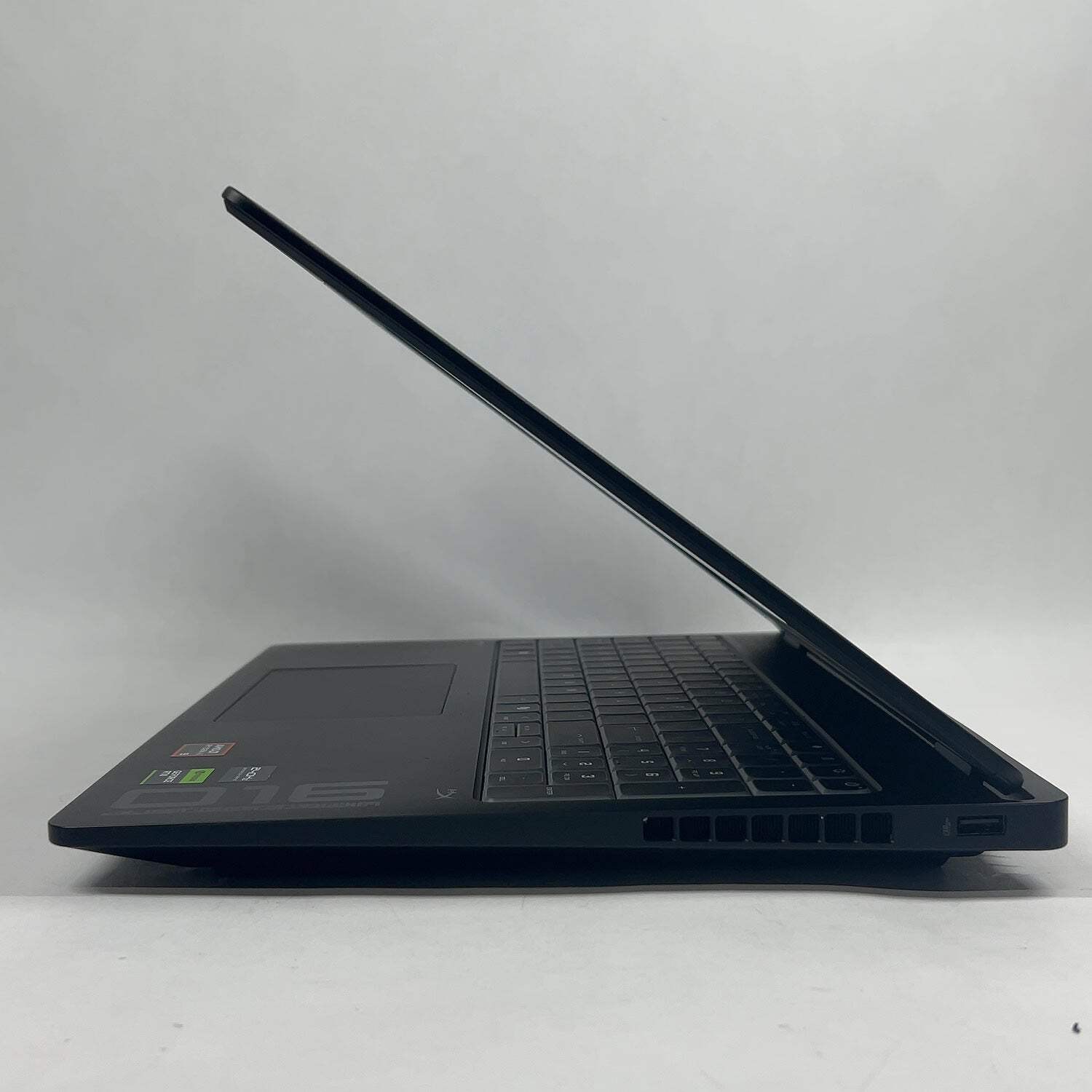 HP MAX 16-AK0XXX 16″ Ryzen AI 9 HX 375 2.0GHz 32GB RAM 1TB SSD GeForce RTX 5080