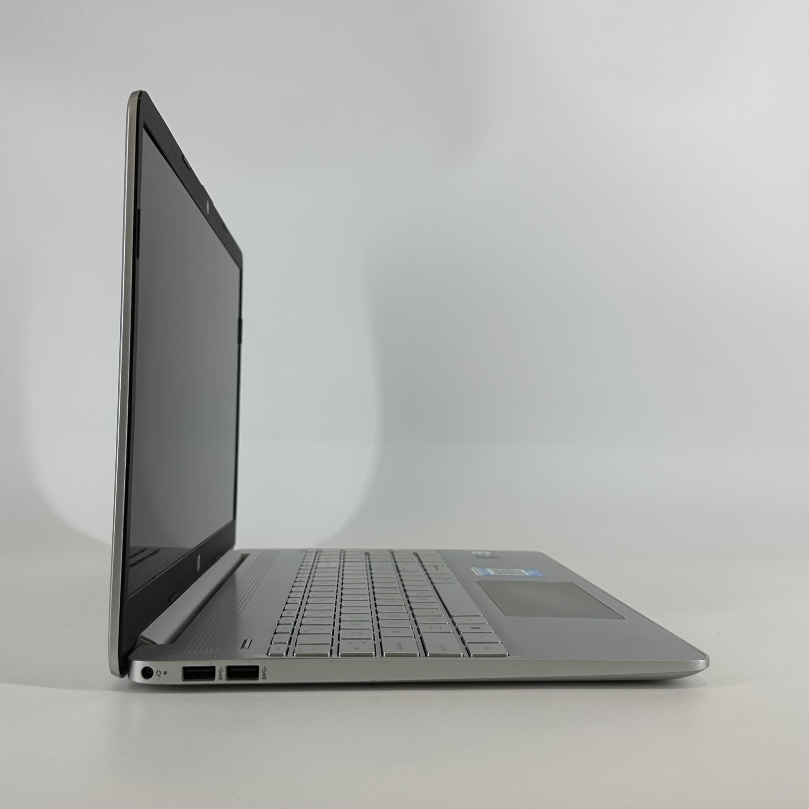 HP Laptop 15-dy2073dx Silver FHD TOUCH i7-1165G7 2.80GHz 16GB 512GB SSD Good