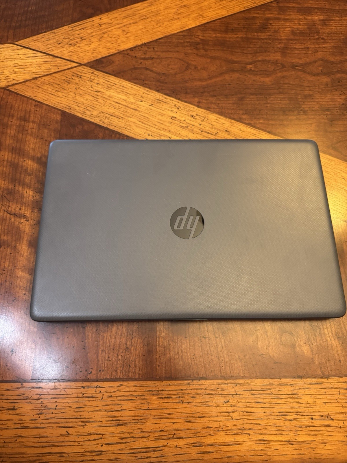 Hp 255 G7 AMD A6 9225 2.6ghz 8gb Power supply included