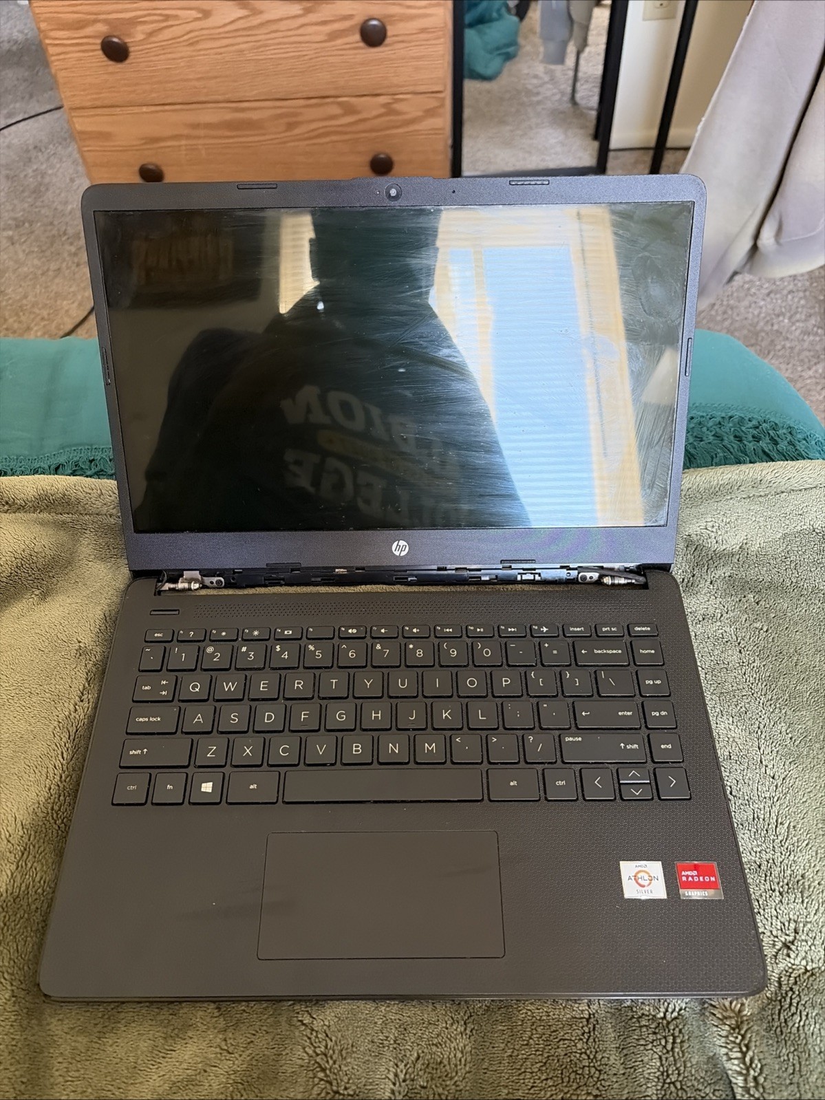 HP Notebook 14-FQ0XXX Laptop AMD ATHLON SILVER 3050U 2.3GHz 4GB 128GB SSD W11P