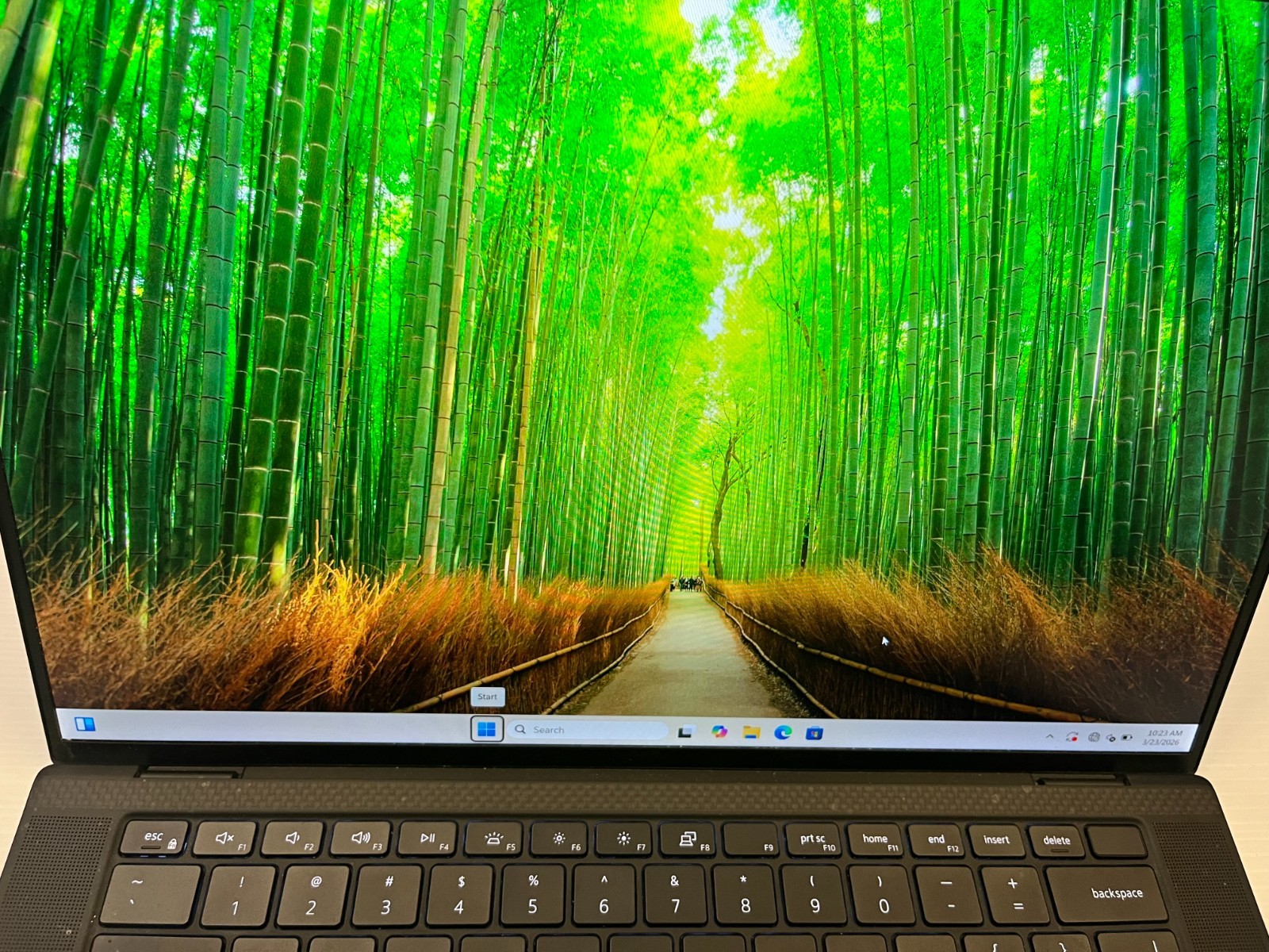 Dell Precision 5560 15.6″ i7-11850H 12GB RAM 500 GB SSD 4K Touchscreen Win 11 +