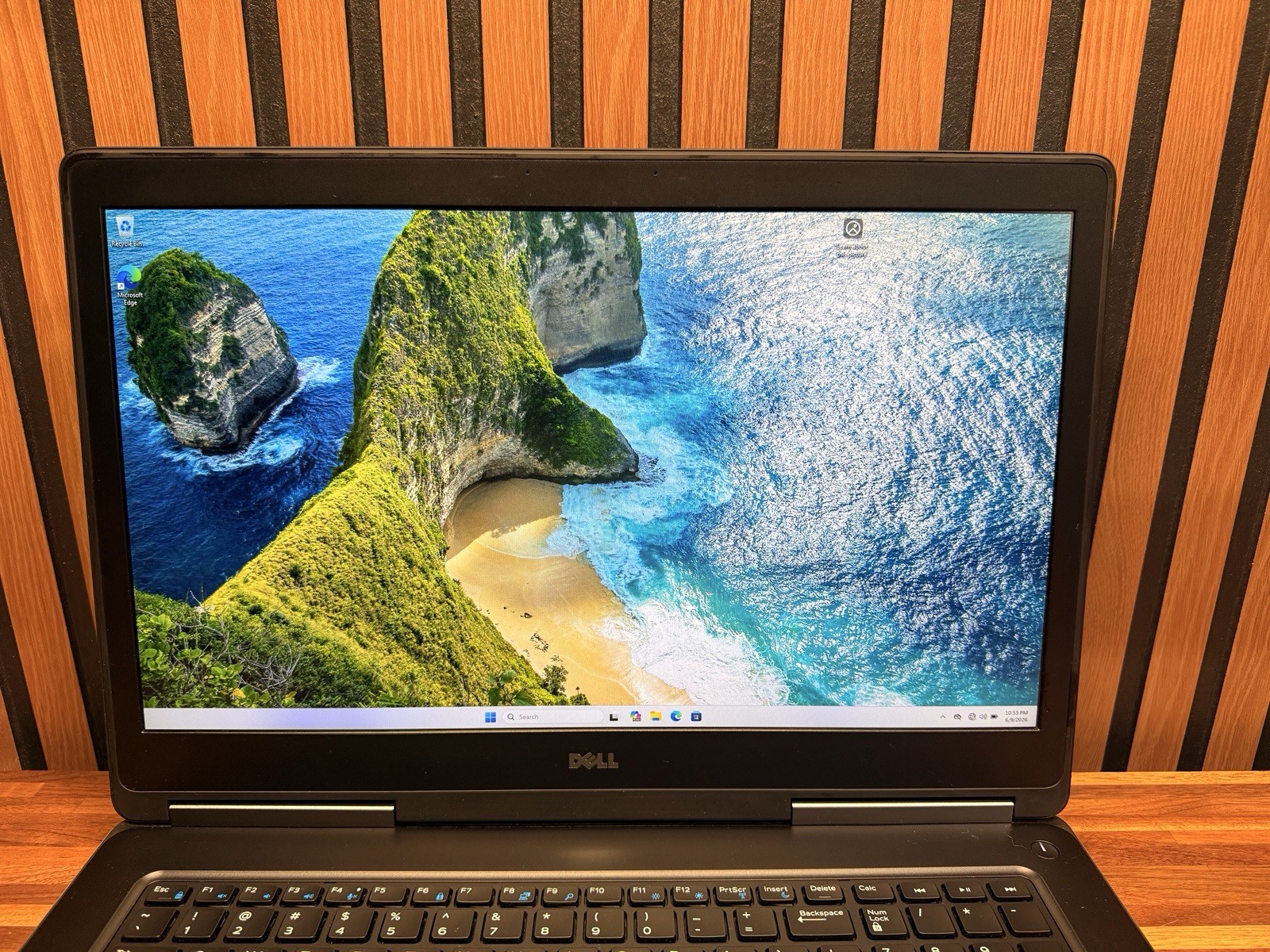 Dell Precision 7710 17.3” Xeon E3-1535M v5 32GB 512GB M4000M W11 Pro