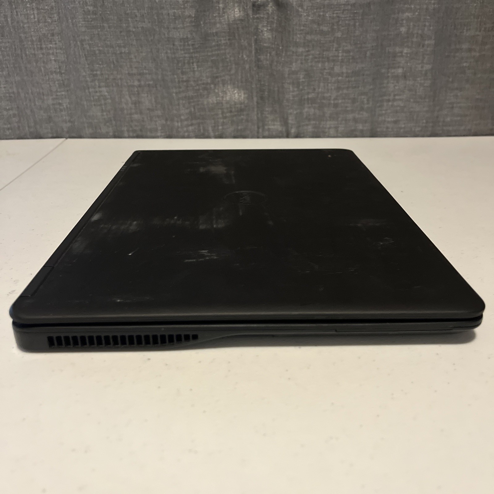 Dell Latitude E7450 14″ Intel Core i5-5300U 8GB RAM No Drive No OS