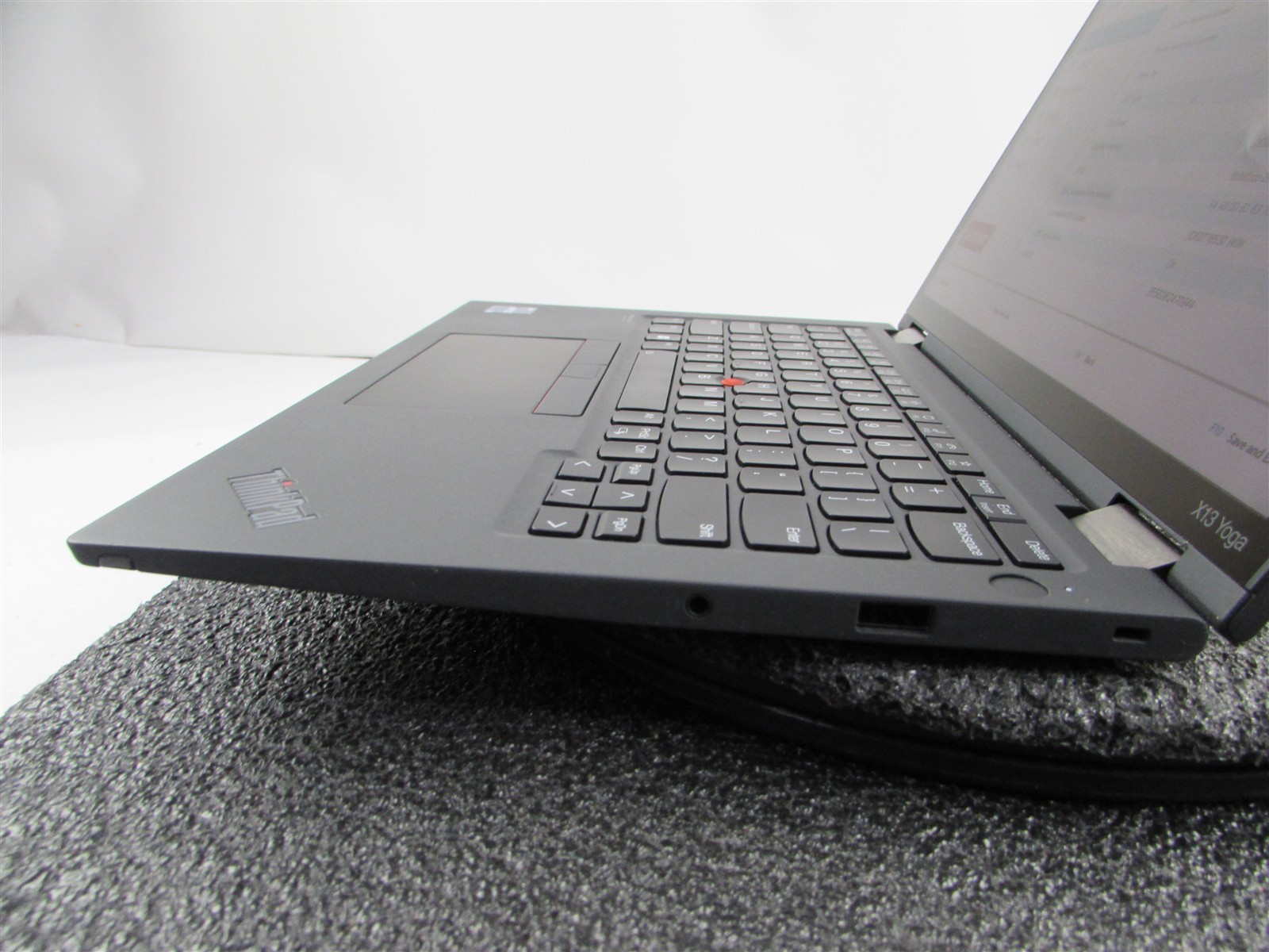 LENOVO THINKPAD X13 YOGA (Gen 3) 13.3″ 2-in-1 I5-1245U 256GB SSD 16GB RAM WIN 11