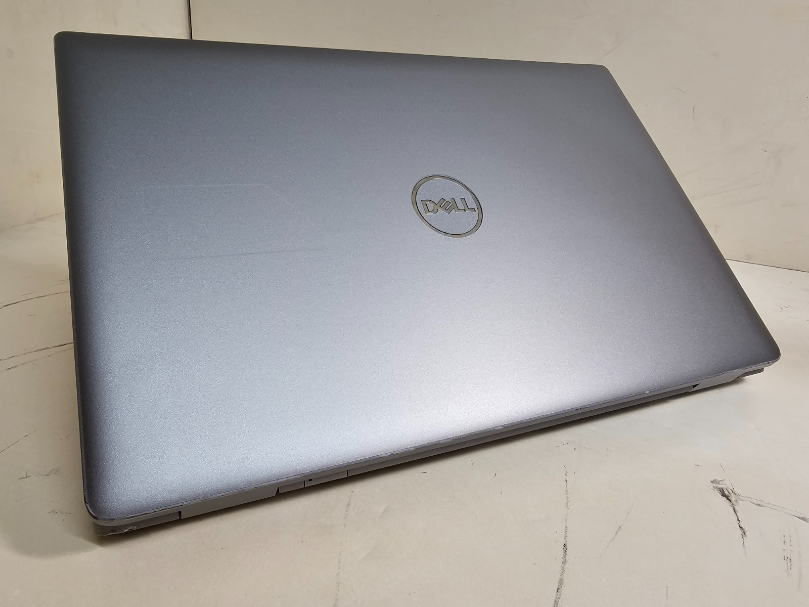 Dell Latitude 5520 Laptop – 2.6 GHz i5-1145G7 16GB 512GB 15.6″ Touchscreen SP20